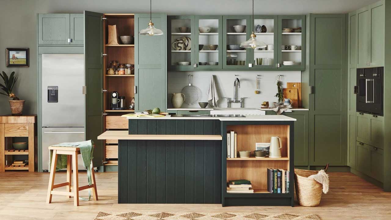 Custom Kitchen Cabinet Solutions for Hotels, Villas, and Luxury Homes